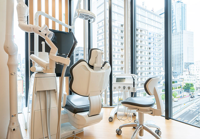 東京都港区新橋の親知らず抜歯専門の歯医者・歯科【東京新橋歯科口腔外科】の院内写真